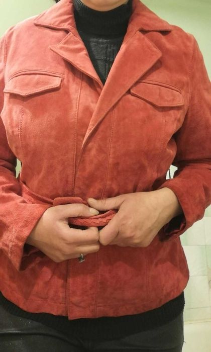 Geaca de piele autentică c&a