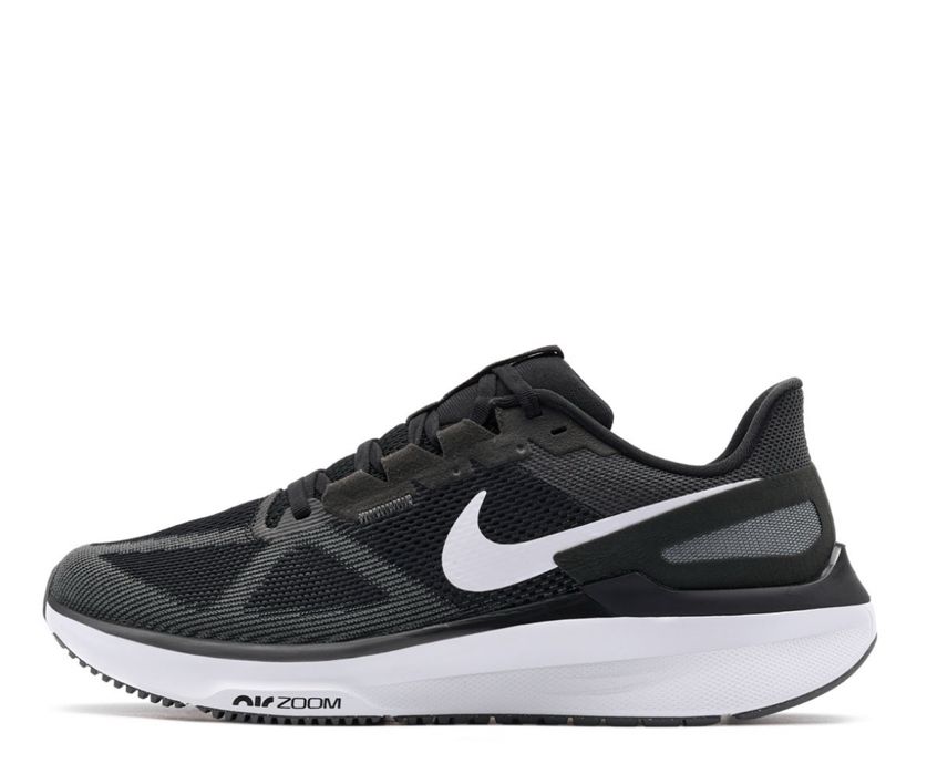 Nike Structure 25