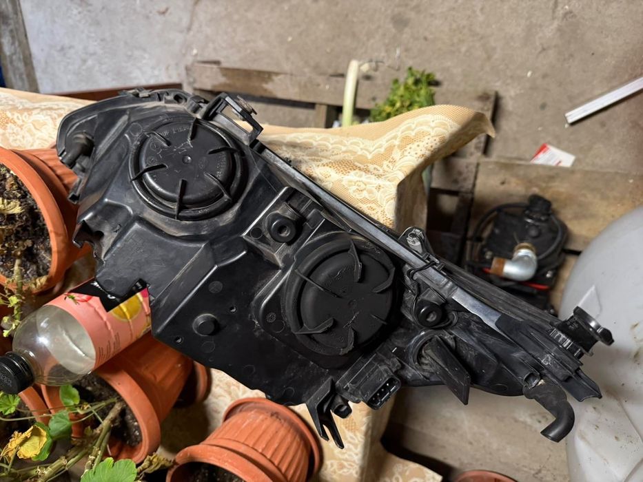 Продавам фарове за БМВ е61,60