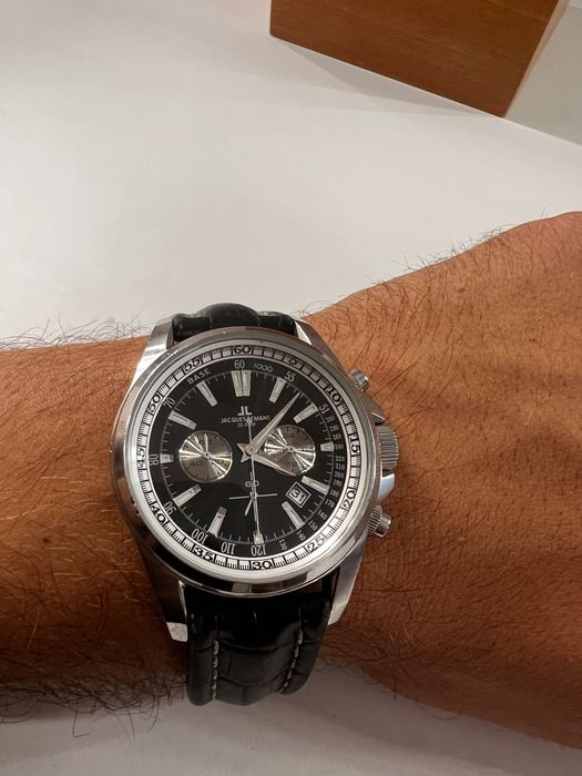 Часовник Jacques Lemans