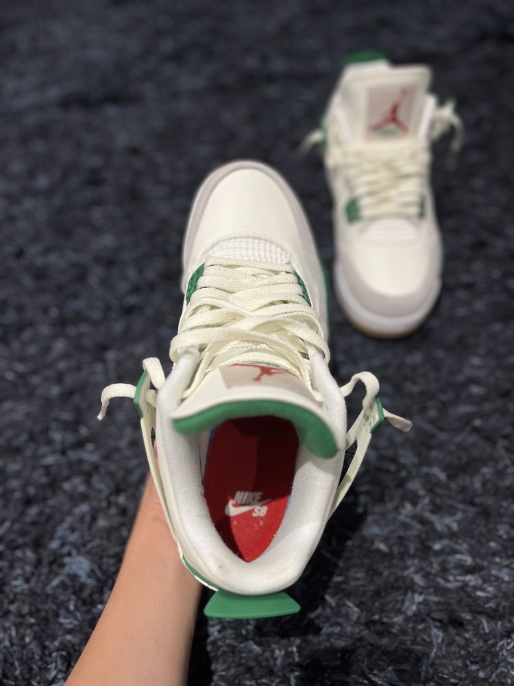 Jordan 4 Pine Green SB 44