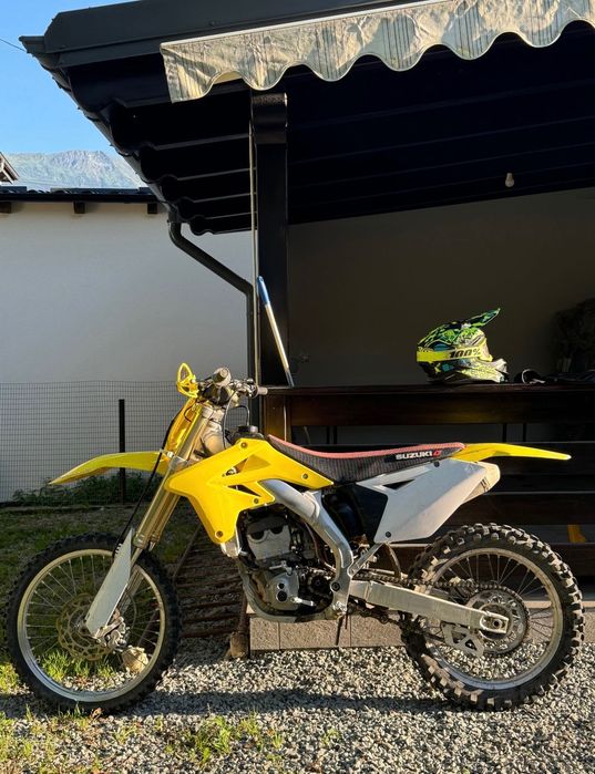 Cross Suzuki 250