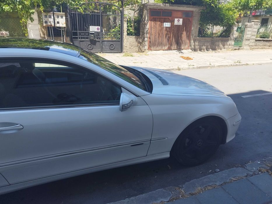 Продавам Mercedes-Benz CLK 240