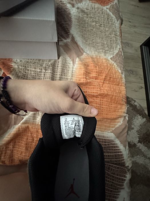 Adidași Jordan – Mărimea 38.5 (US 7.5Y)