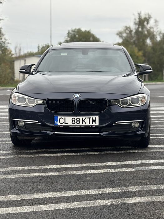 BMW F30 2.0D • Pachet luxury • CarPlay • Trapa • 1 Buton