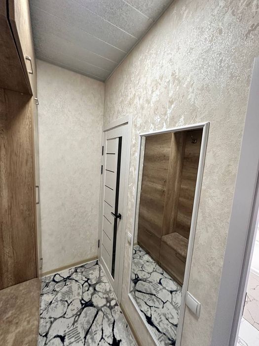 Продаётся квартира Чиланзар Торговый центр.  Евроремонт.  Однокомнатна