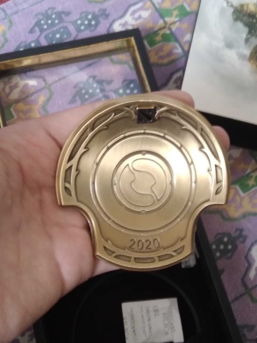 Коллекционная эмблема эгиды от доты 2