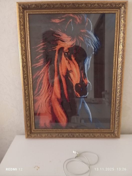 Картина с вышивкой