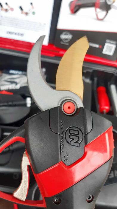 INFACO F 3020  Чисто нова електрическа ножица