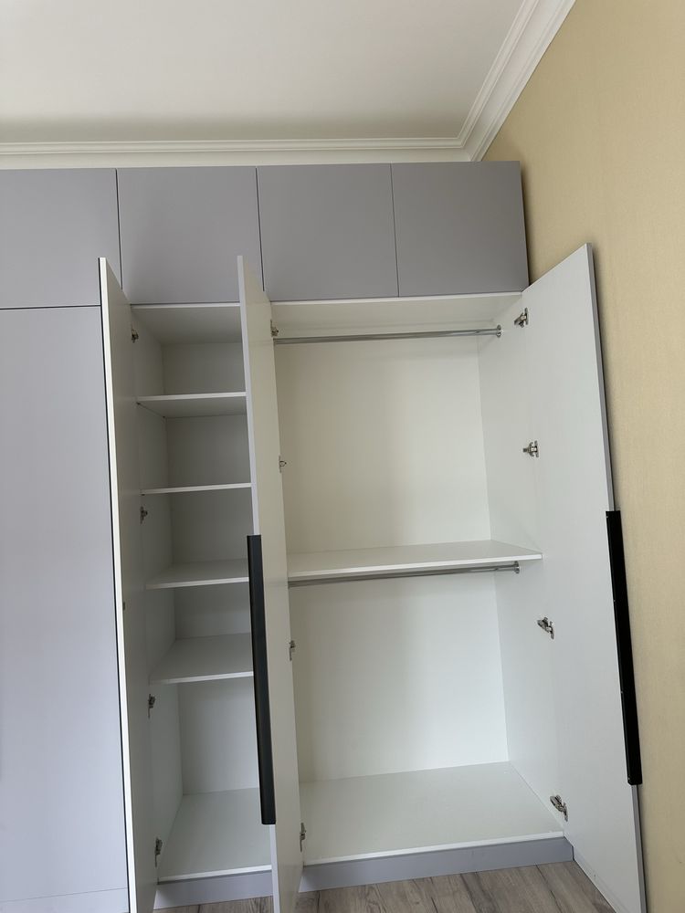 Продается шкаф 5-ти дверный