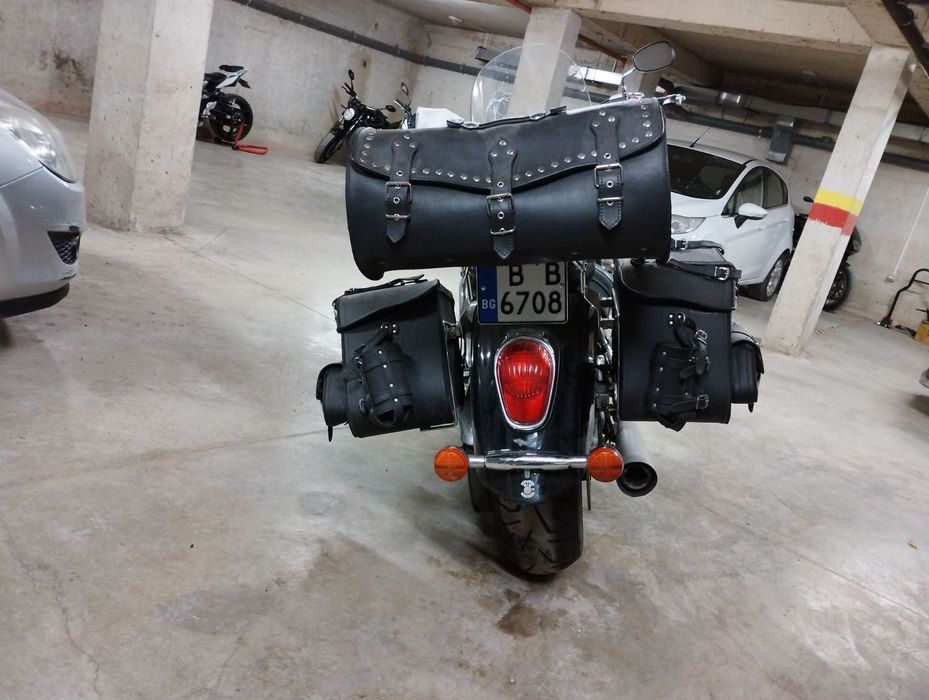 Продава се изгодно Kawasaki vulcan 2000 кубика