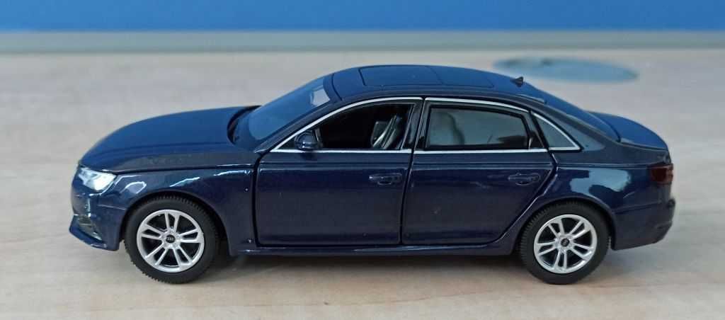 Macheta Audi A4 B9 2017 bleumarin - Tayumo 1/32