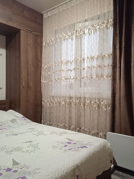 Сдаётся в г Янгиюле, 1 комнатная квартира переделанная в 2 комнатную.