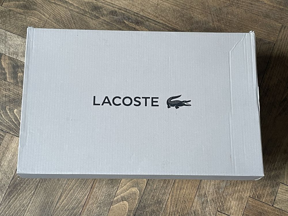 Бели сникърси “Lacoste” 47 номер