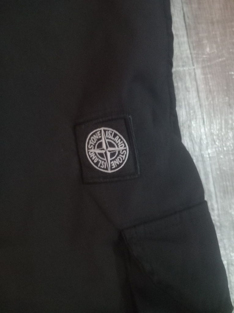 Stone island къси панталони размер s