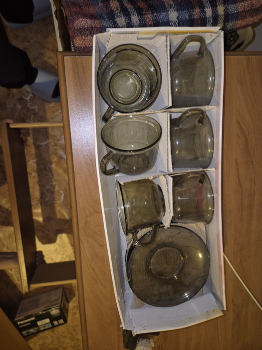 Набор посуды прозрачный