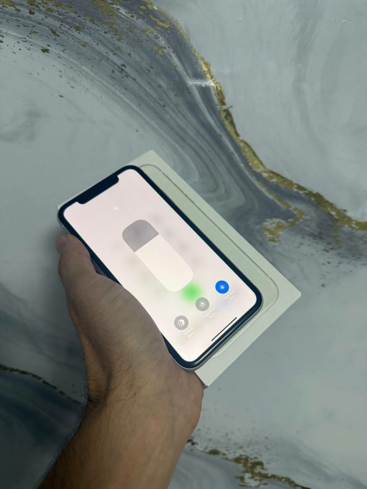 iPhone 11. Sotiladi keliwtirib bervoraman