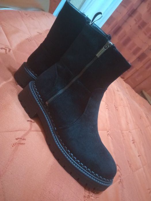 Новые, теплые сапоги