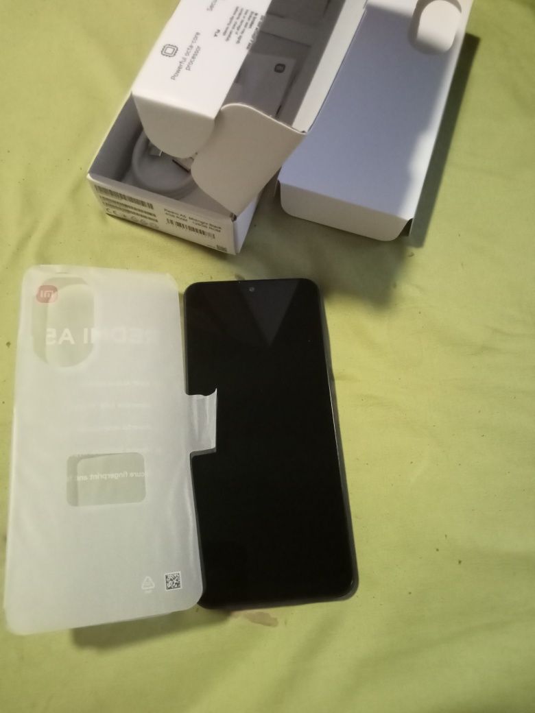 Vand telefon nou