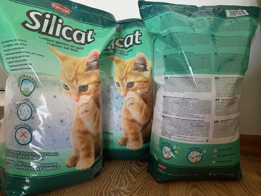 Vând silicat nisip pisica 5 L la 2,2 kg