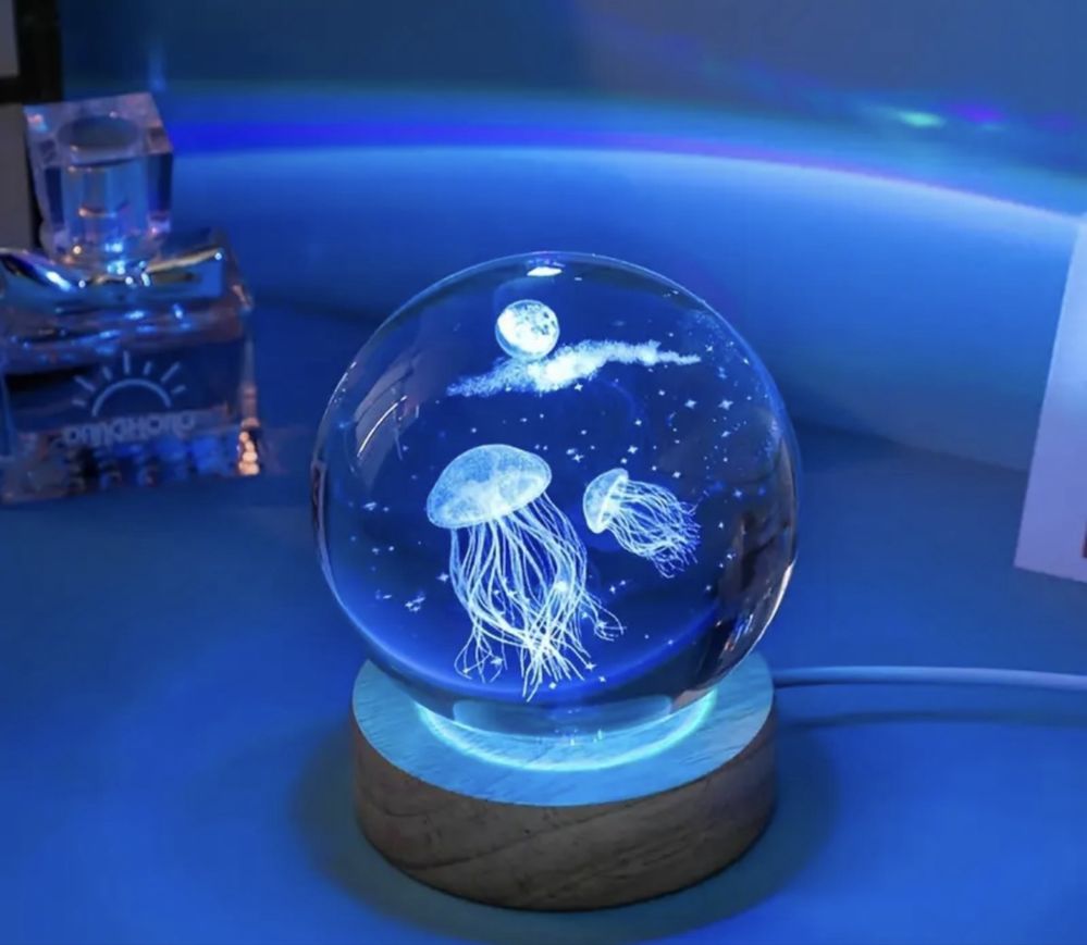3D Декоративна LED Лампа с Медузи – Кристална Топка