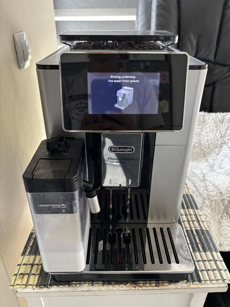 Delonghi PrimaDonna Soul