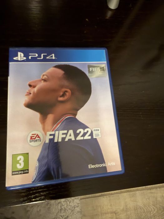 Vand jocurile acestea pentru Playstation 4 ieftin !