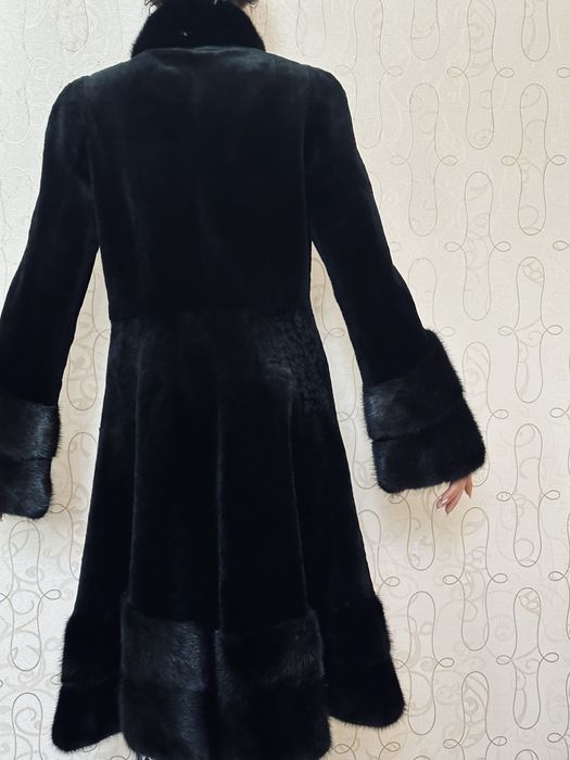 Шуба сатылады, шамалы гана киылген