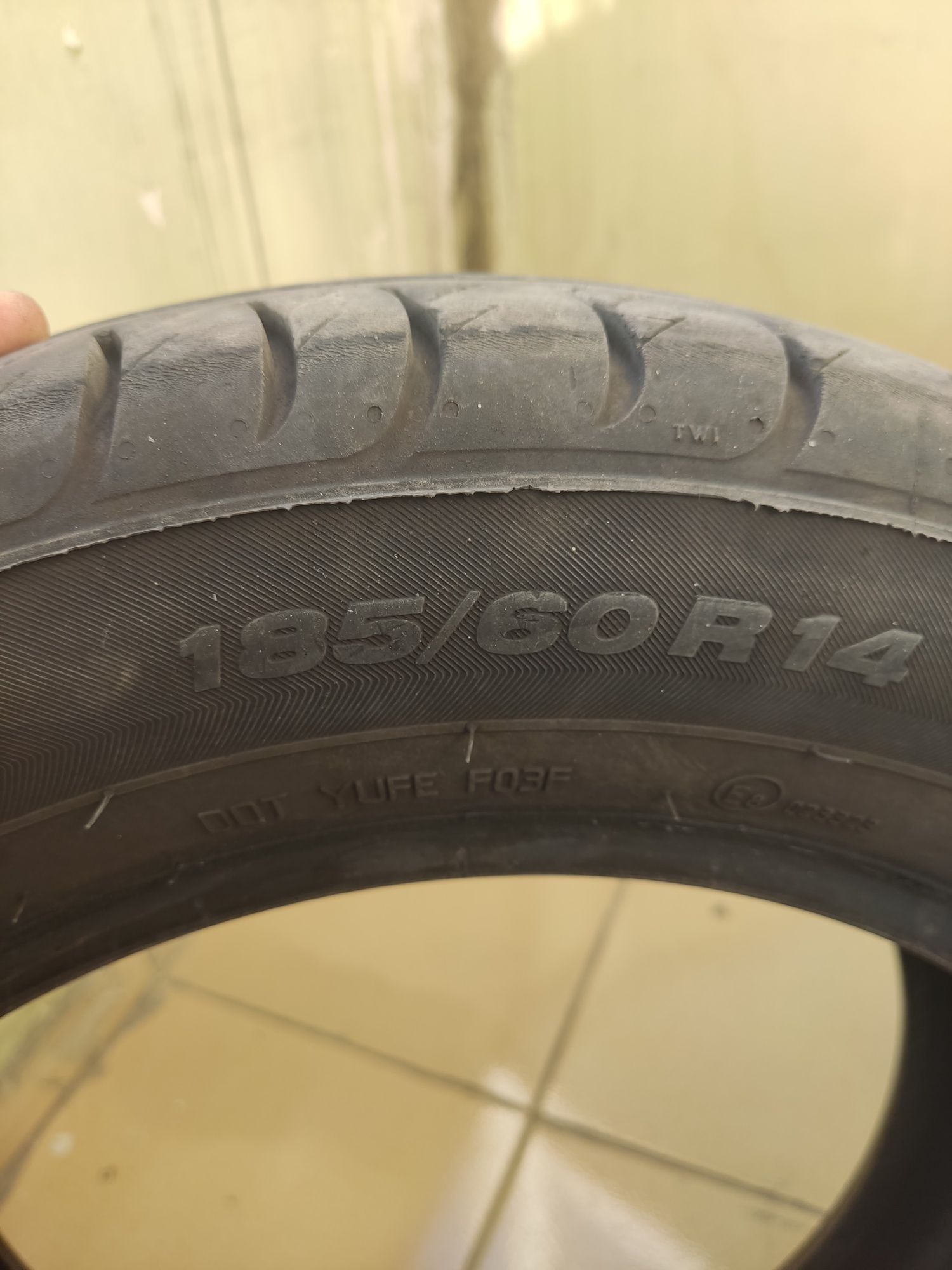 Viatti 185/60 R14 2шт летние 1 сезон