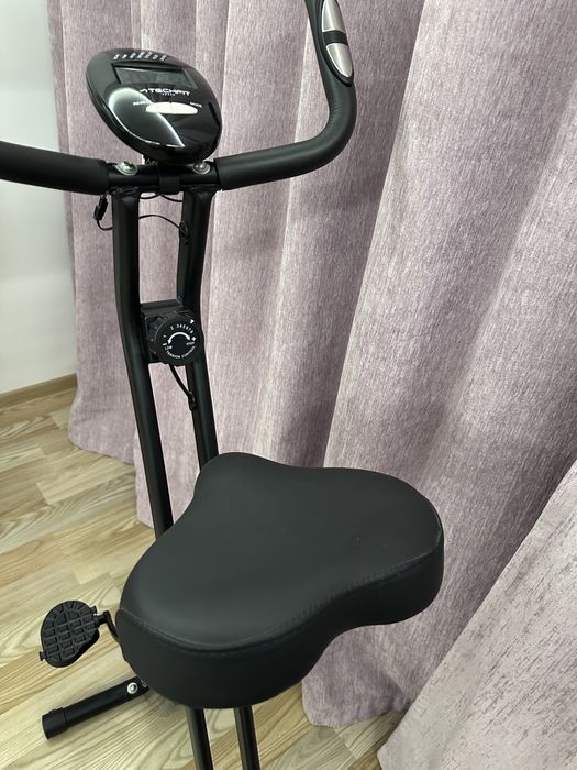 Bicicleta fitness xb200 pliabila