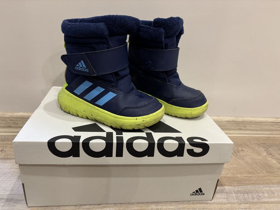 Ботуши Adidas размер 26.5 и 24