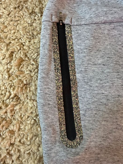 Nike tech pantaloni mărimea S