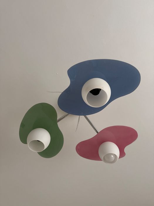 Продам люстру тройную