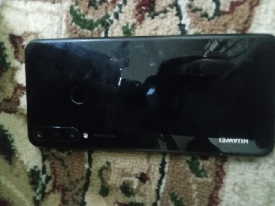 Huawei MED-LX9N .