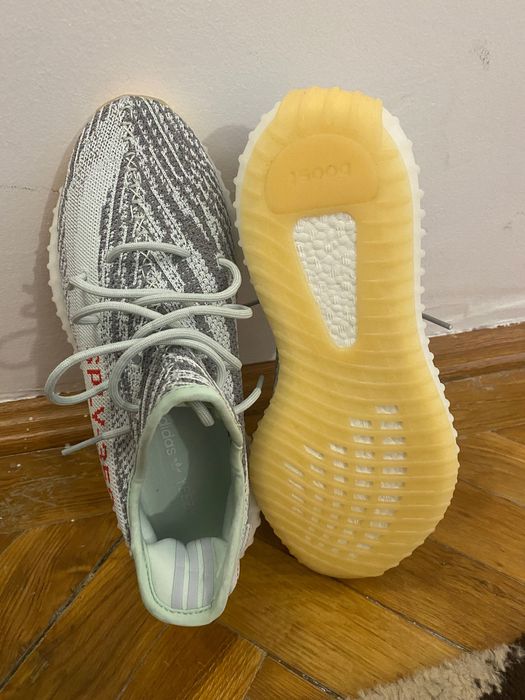 Adidas Yeezy Boots 350 V2 Zebra