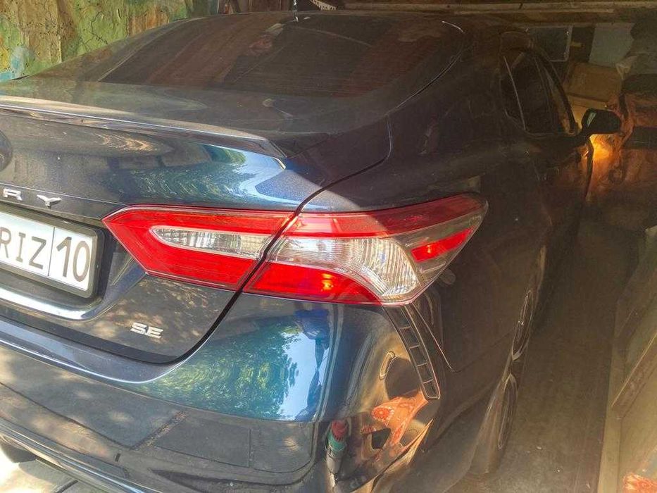 фары задние Toyota camry 70