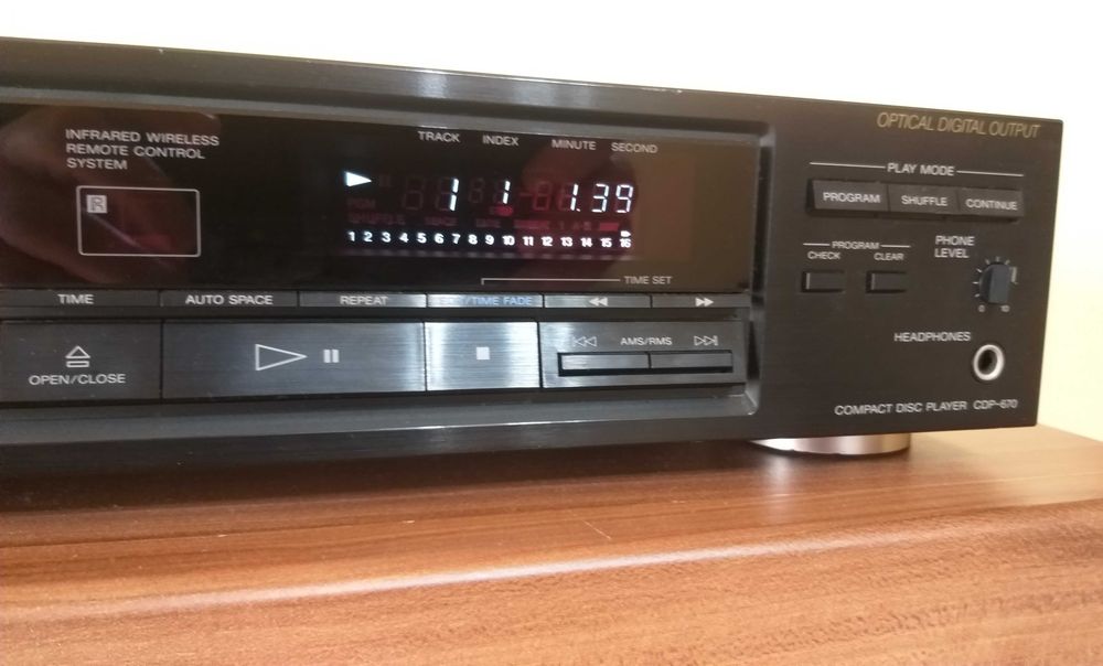 Sony CDP 670 cd player