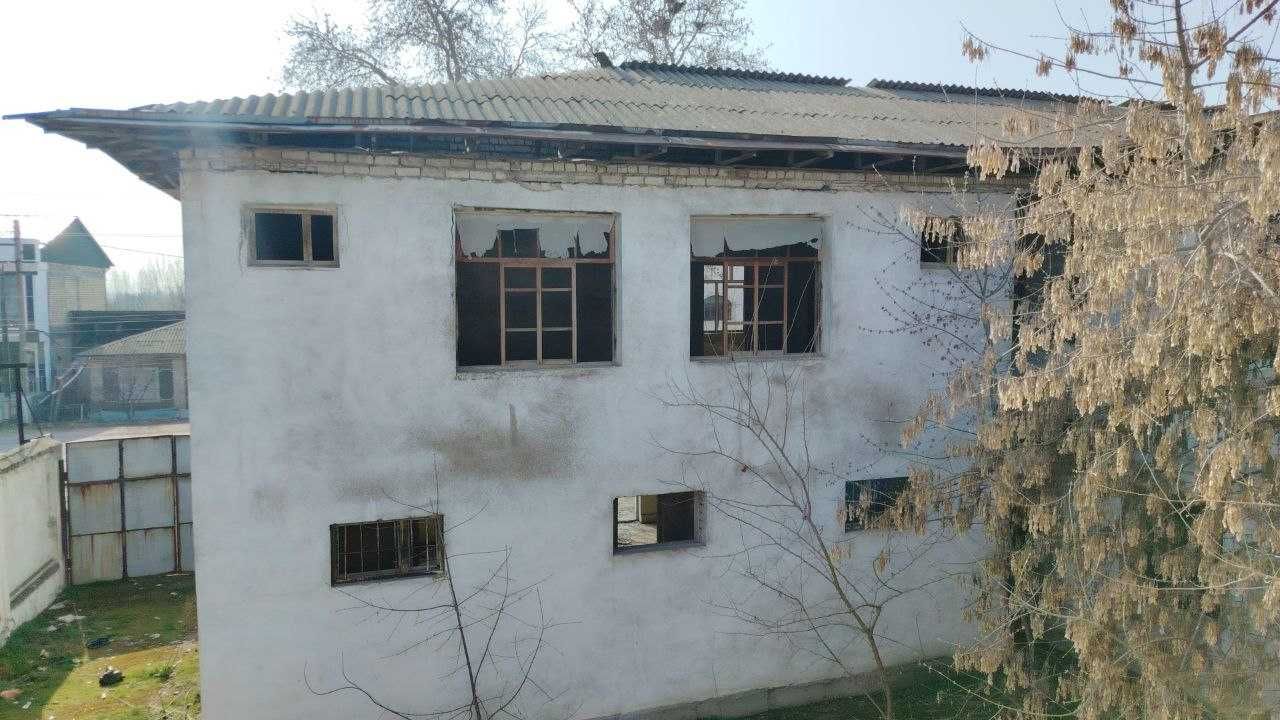 Boka tumani O‘zbekiston ko'chasi, 26-uyda noturar bino sotiladi