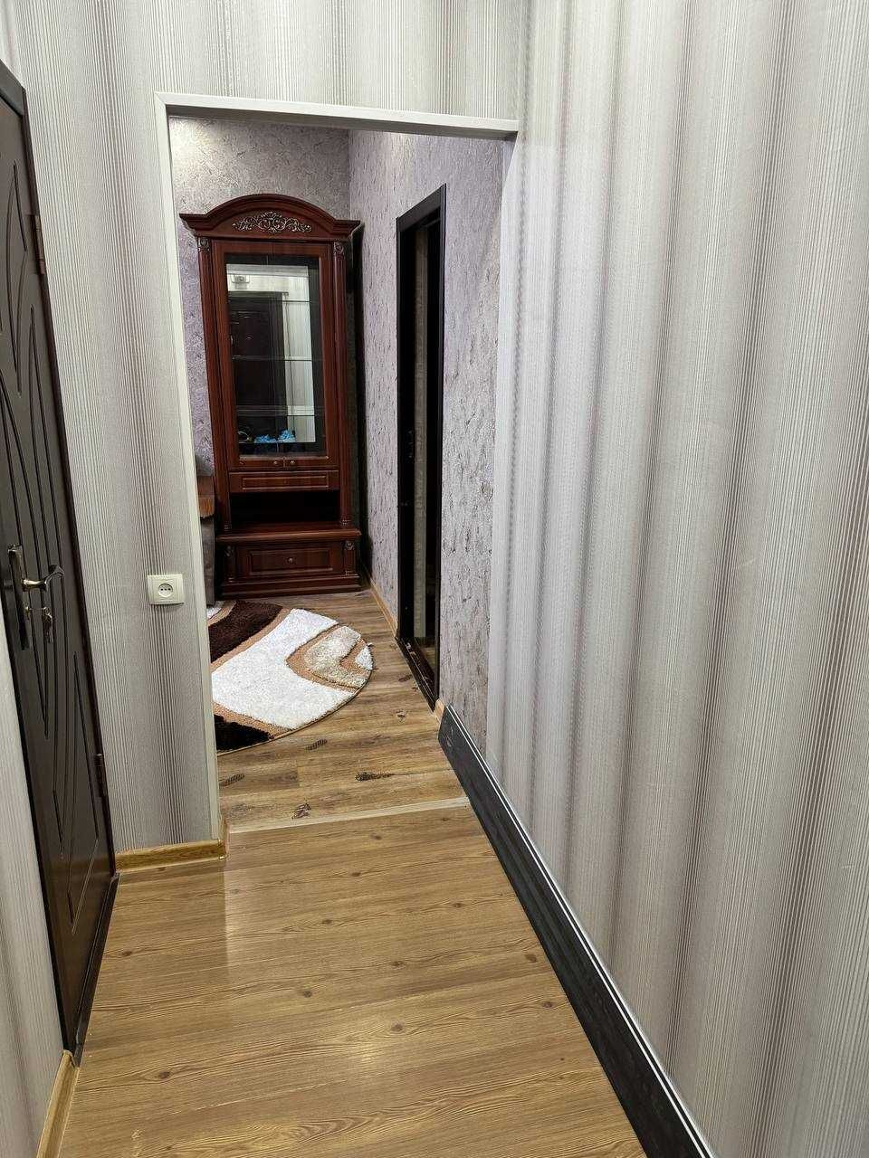 Ялангач Ширин-базар 2-комнатная 2/4 50 м² панель ремонт меб/тех