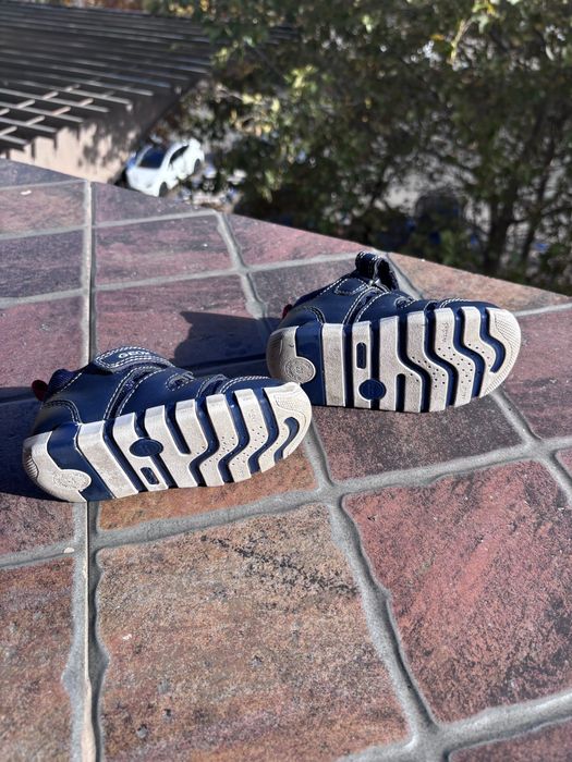 Pantofi Geox, masura 23