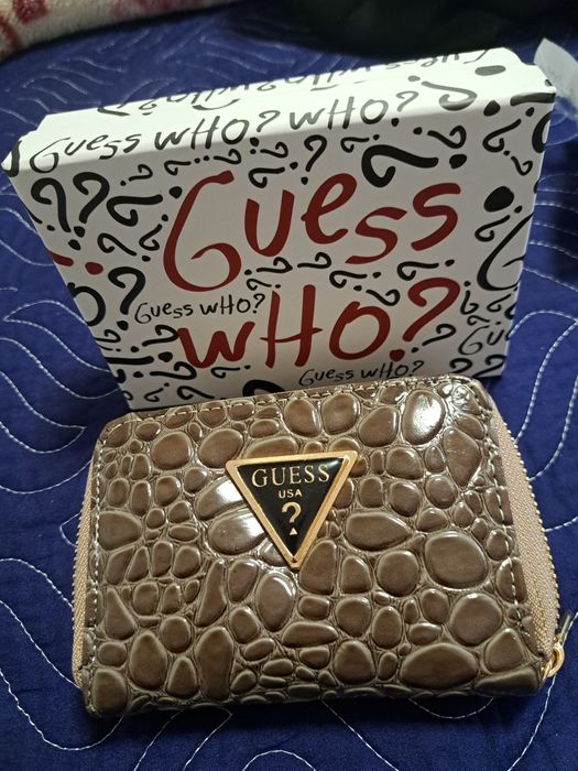 Vand portofel guess