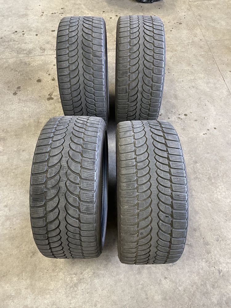 Гуми Bridgestone BLIZZAK 255/40R19