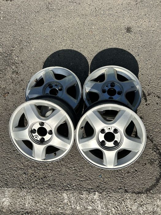Vând set jante R14 originale Renault Symbol