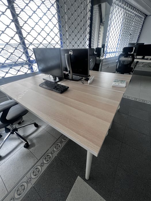 Офис оборудване в отлично състояние