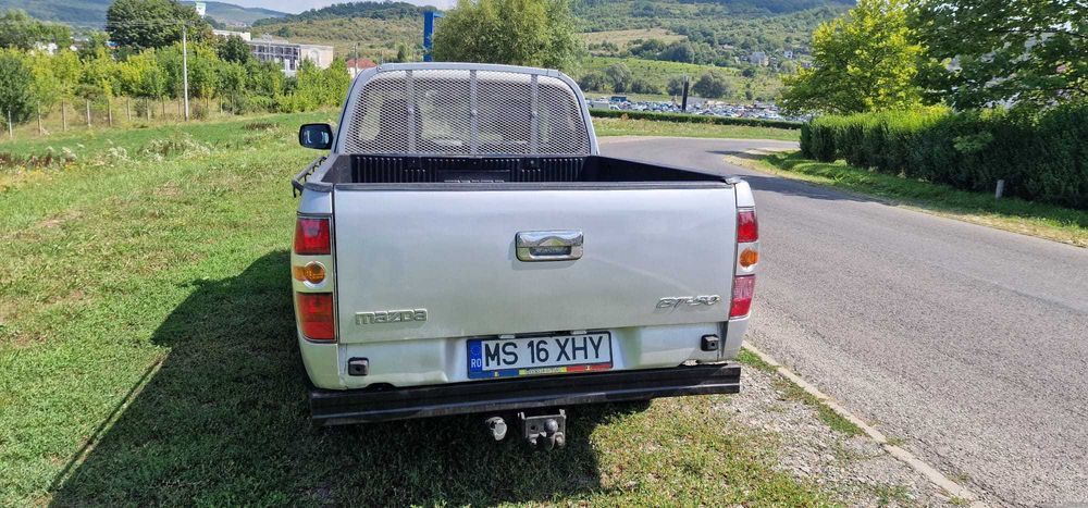 MAZDA BT50 2,5D 4x4 autoutilitară N1 2008