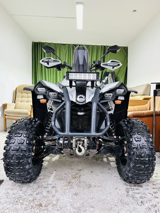 Can-am renegade 1000cc ( 2024 )