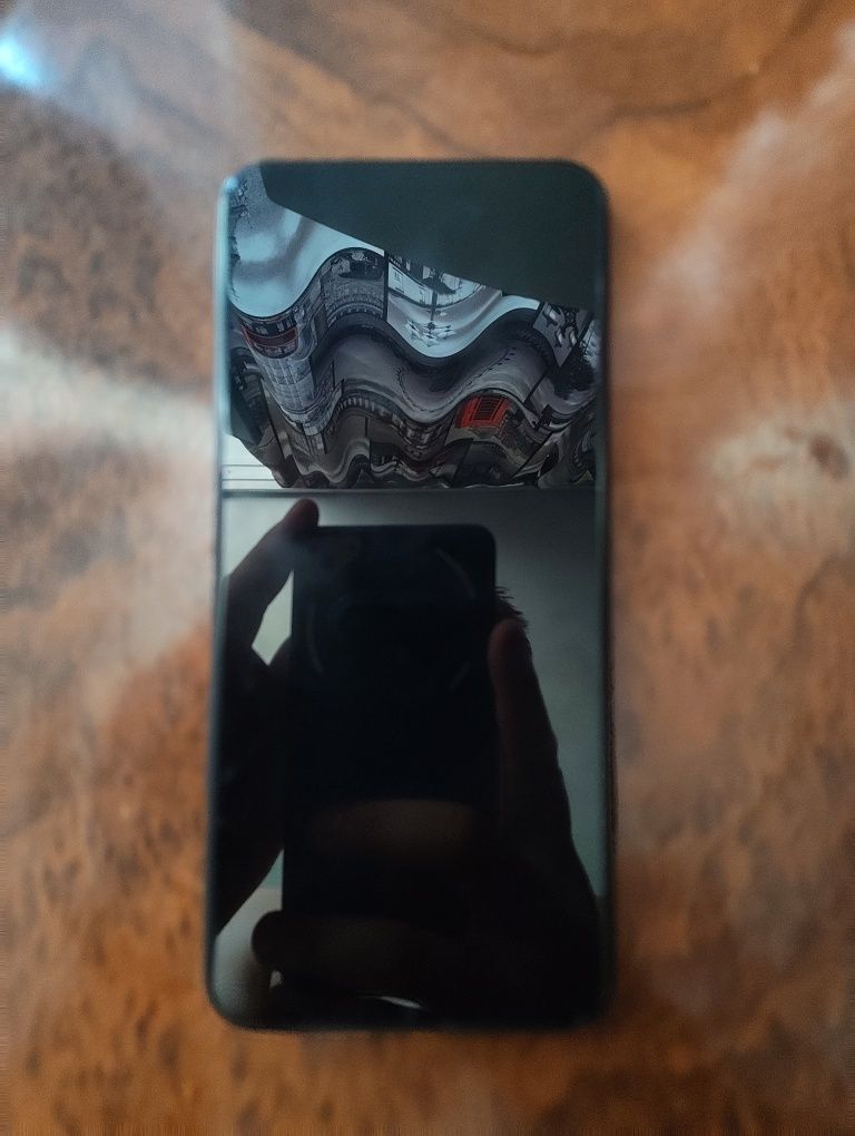 Vivo Y33s продаю