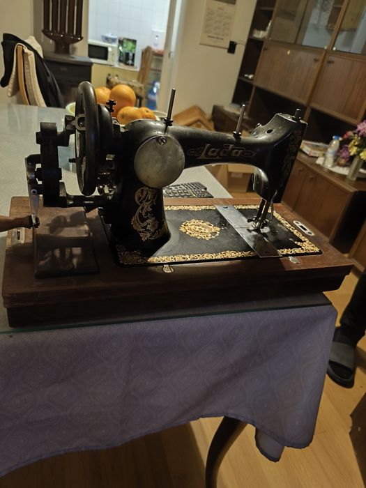 Ръчна Шевна машина