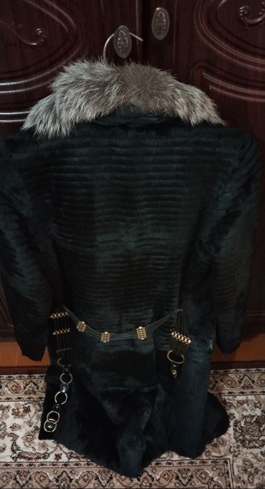 Продам свой пальто.