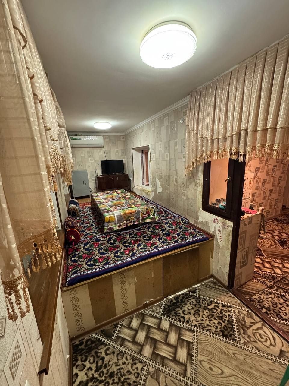 Uchtepa 22 kvartal 2xona 2/6 balkon srochna kelishilgan narxda sotilad
